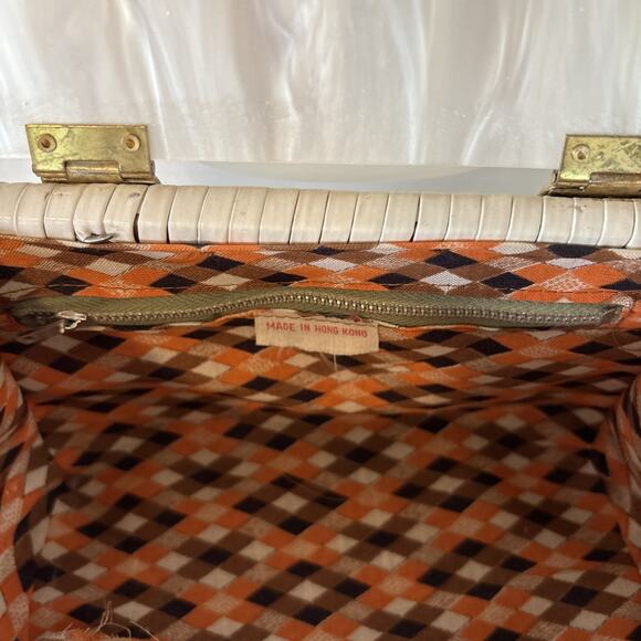 Vintage 1960’s Era White Wicker and Lucite MCM Box Purse 8” X 4.5” - Picture 13 of 16